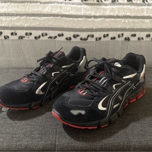 ASICS Gel Kayano 5 KZN - Black and Red Athletic Shoes